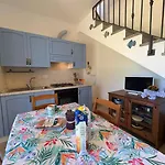 Affittasardegna - Casa Girasole Apartment